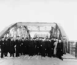 Группа служащих Министерства путей сообщения на открытии путепровода в 1910 году