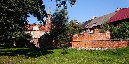 Старые городские стены