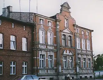 Старое здание