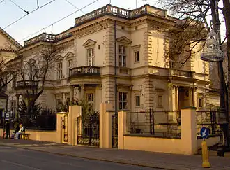 Здание Музей Чапских в Кракове