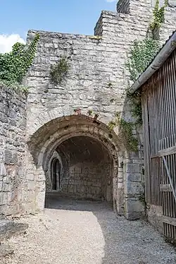 Внутренние ворота замка