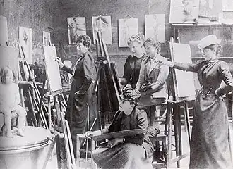 Ё. Розен на занятиях в  Академии Коларосси