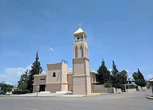 Церковь в Ласаро-Карденасе