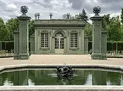 «Прохладный павильон» (Pavillon Frais). Архитектор Жак-Анж Габриэль