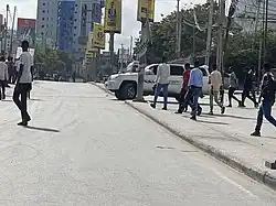 Место теракта вскоре после него