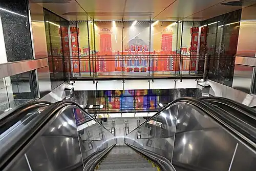 Эскалаторы южного вестибюля