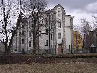 Дом 52 в 2004 году, главное здание Центральной криминальной полиции