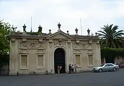 Вход на виллу Мальтийского ордена