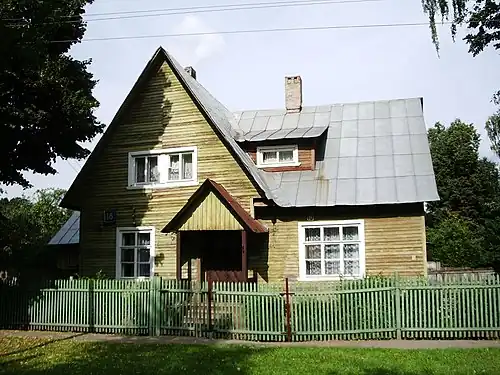 Посёлок «Сокол».  Ул. Поленова, д 18.