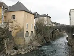 Мельница Монреаль, ныне мини-ГЭС на реке Сезон