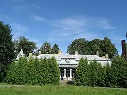 Комплекс бывшей усадьбы