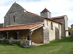 Церковь Сен-Пьер