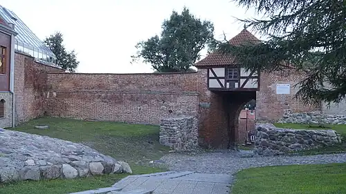 Остатки городских укреплений