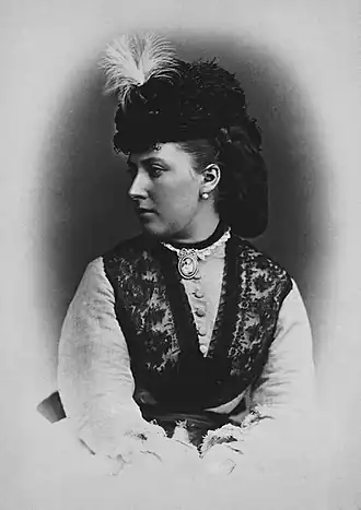 Елена в 1872 году