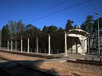 Пассажирское здание (май 2016 г.)