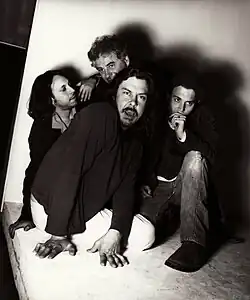 P, ~ 1995 годСлева направо: Сэл Дженко, Билл Картер, Гибби Хэйнс, Джонни Депп