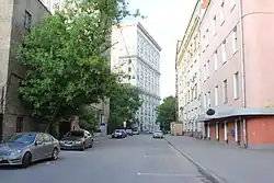 Вид от дома № 7, стр. 1Направление к Большой Ордынке