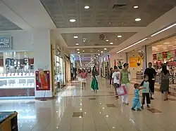 В торговом центре