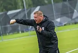 Роман Квачёв на посту главного тренера женской сборной Латвии в 2023 году.