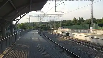 В 2013 году. Вид на север с западной платформы