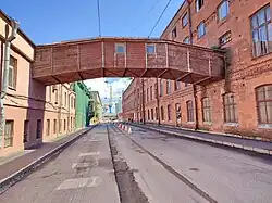 Переход в Чекушах на Кожевенной линии в Санкт-Петербурге.