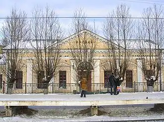 Бывшее здание вокзала, вид спереди