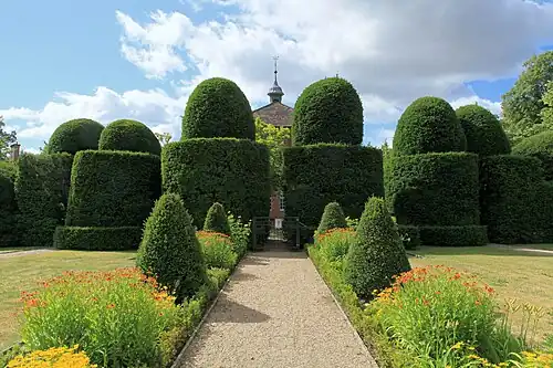 Замковый барочный сад