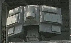 Антенна AN/SLQ-32(V)3 на борту USS Nicholson (DD-982)