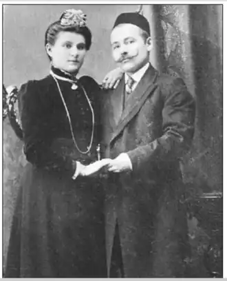 С. Салехов с Зухрой, урожд. Тагировой