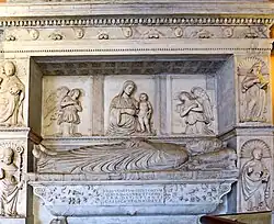 Надгробие папы Евгения IV. Ораторий Сан-Джорджо при церкви Сан-Сальваторе-ин-Лауро. 1447. Скульптор Исайя Пизанский