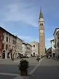 Piazza del Popolo con il Duomo