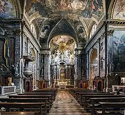 Интерьер церкви