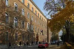 Двор здания