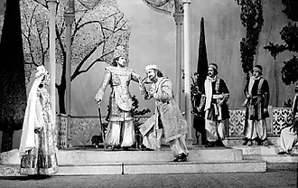 Сцена из премьерной постановки пьесы