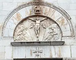 Люнет центрального портала. XIV—XV в.