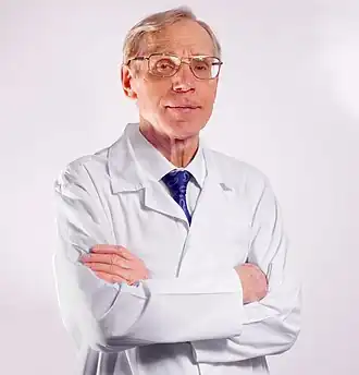 Владимир Федорович Семиглазов, врач-онколог, заведующий научным отделом опухолей органов репродуктивной системы ФГБУ «НИИ онкологии им. Н. Н. Петрова» Минздрава России