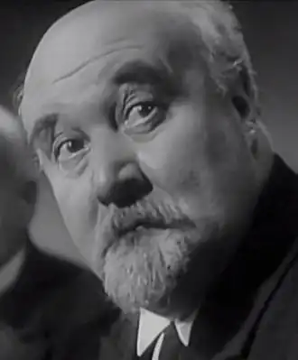 В роли Малянтовича в фильме «Ленин в Октябре»