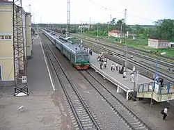 Вид на платформы станции. 2007 год