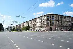 Площадь 60-летия СССР (вид на западную сторону площади и Ленинский проспект)