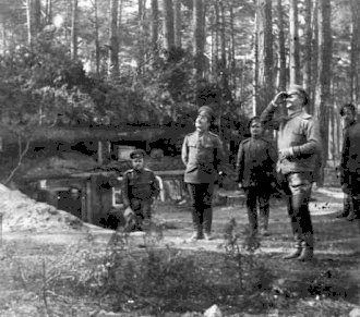 Шевелёв со своим адъютантом