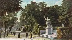 Аллея Победы в Берлине. На первом плане&nbsp;— памятник Альбрехту Медведю. Почтовая открытка. 1902