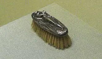 Щётка для усов