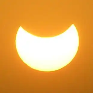 частное затмение в Джайпуре, Индия