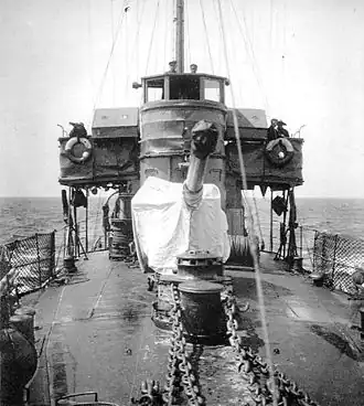 Орудие на эсминце «Сталин»