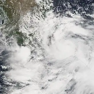 Ураган «Стэн» после контакта с сушей