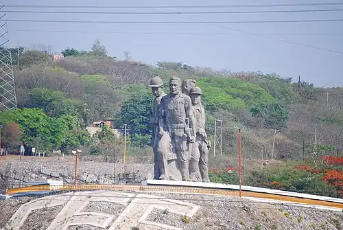 Монумент строителям дамбы