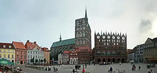 Панорама старой рыночной площади