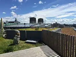 Крыша из очитка в Urban Deli, Стокгольм