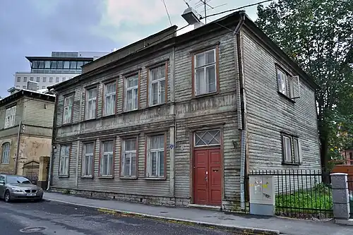 Дом 32 в 2011 году