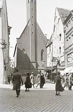 Вид на Ратушу и улицу Ванатуру-каэл, 1930—1940 гг.